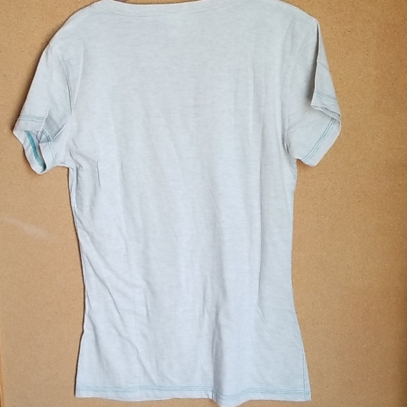 Think Happy Be Happy Curvy V-neck T-shirt - Picture 5 of 6